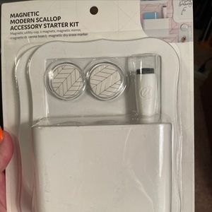 Magnetic kit for lockers